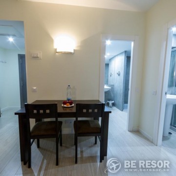 Aparthotel Serrano Recoletos 5