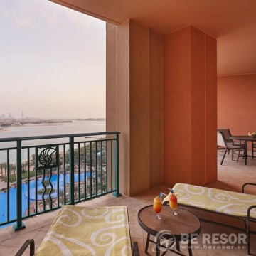 Atlantis Hotel 10