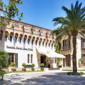 castillo-hotel-son-vida-001