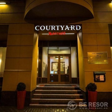 Courtyard St. Petersburg Vasilievsky 1