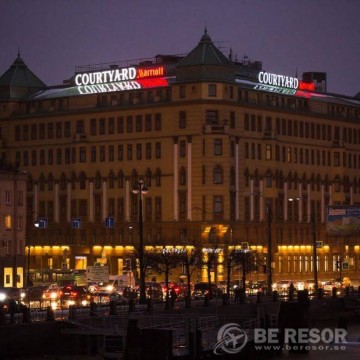 Courtyard St. Petersburg Vasilievsky 2