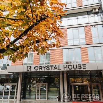 Crystal House Apartments & Spa 2