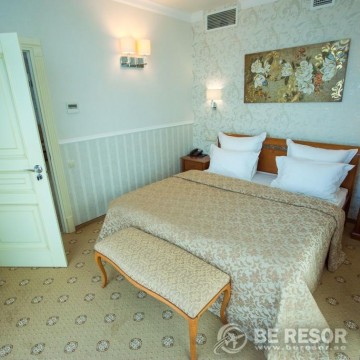 El Paraiso Hotel 5