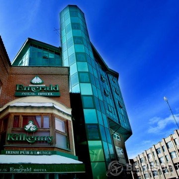 Emerald Hotel 1