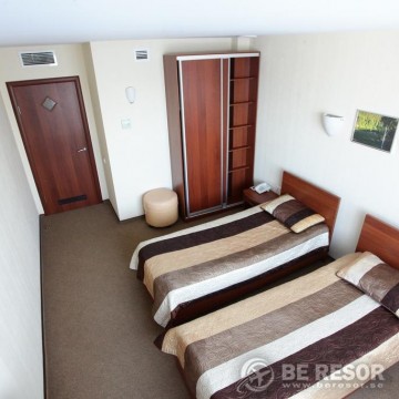 Emerald Hotel 5