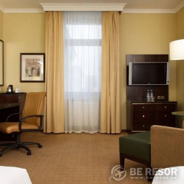 Hilton Moscow Leningradskaya 8