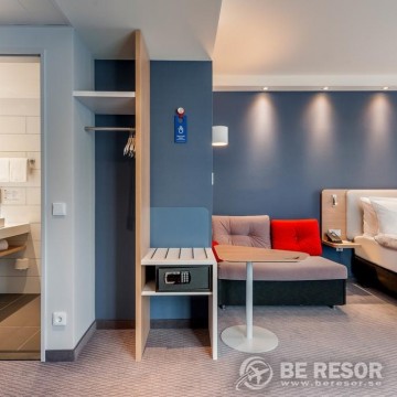 Holiday Inn Express Paveletskaya 4