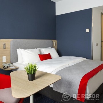 Holiday Inn Express Paveletskaya 5