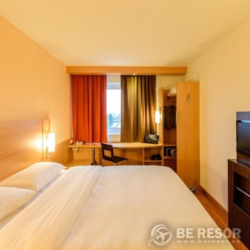 IBIS Kaliningrad Center 4