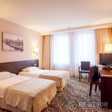 Kaiserhof Hotel 5