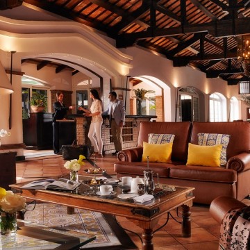 la-cala-resort-hotel-001