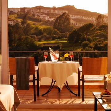 la-cala-resort-hotel-002