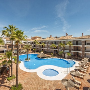 la-cala-resort-hotel-012