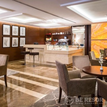 Majestic Hotel Tower 4