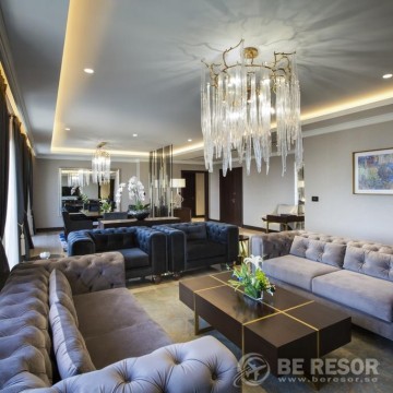 Millennium Plaza Hotel 2