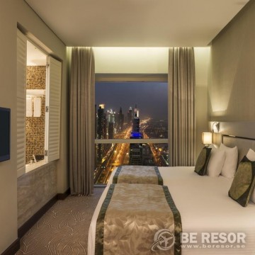 Millennium Plaza Hotel 7