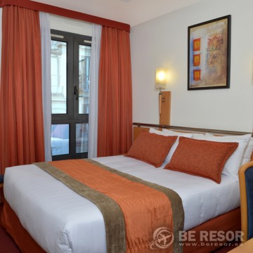 Opera Cadet Hotel Paris 4