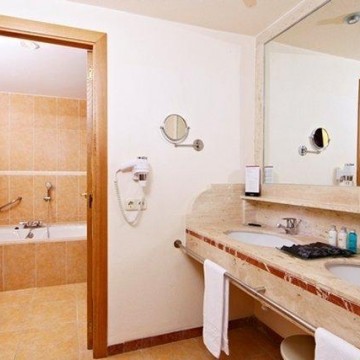 vanity-hotel-suite-006