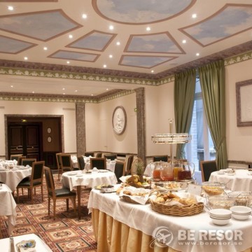 Victoria Palace Hotel 3